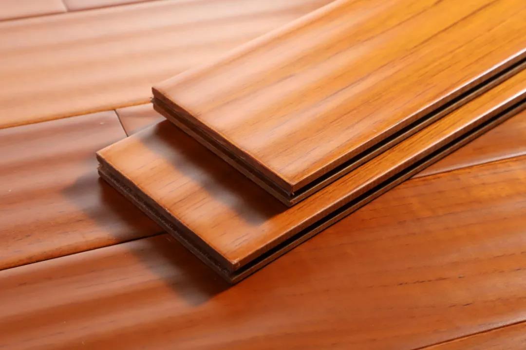 木地板為什么會出現(xiàn)縫隙？如何避免又如何解決？