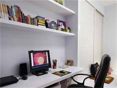 您家有小小的書房嗎？是怎么樣的呢？