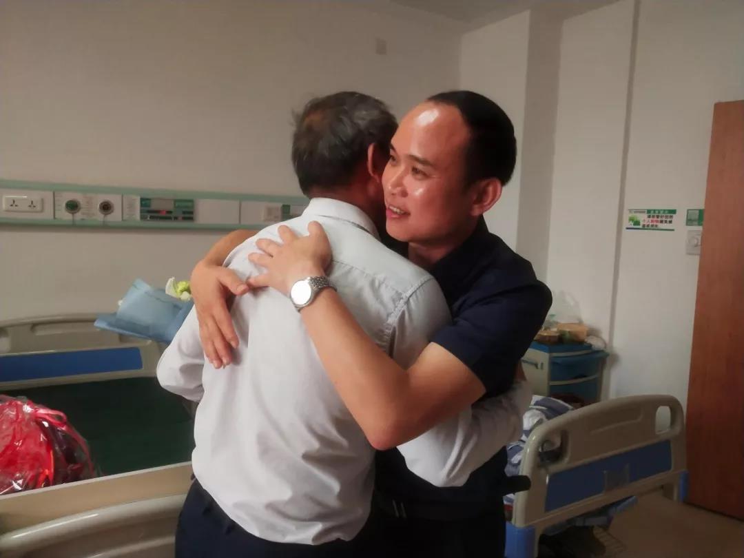 真情關(guān)懷，慰問員工丨老羅，愿您早日康復(fù)！