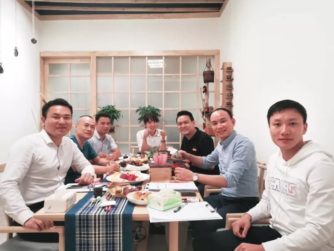 工程、材料中心管理層&ldquo;裸心會(huì)&rdquo;丨茶短情長(zhǎng)，一場(chǎng)來(lái)自心靈的對(duì)話！